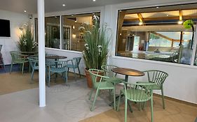 The Boat House, Hot Tub Lodge